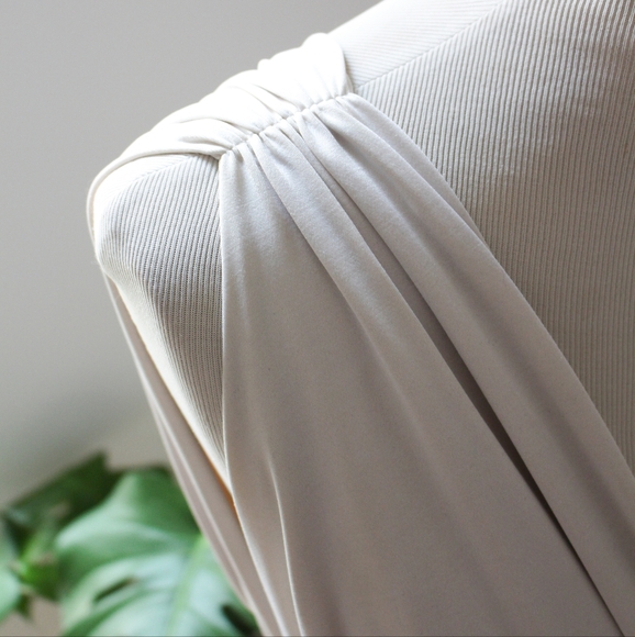 Vintage 1980s Two Toned Black and White One Piece Swimsuit by Catalina Swimwear - Picture 3 of 6